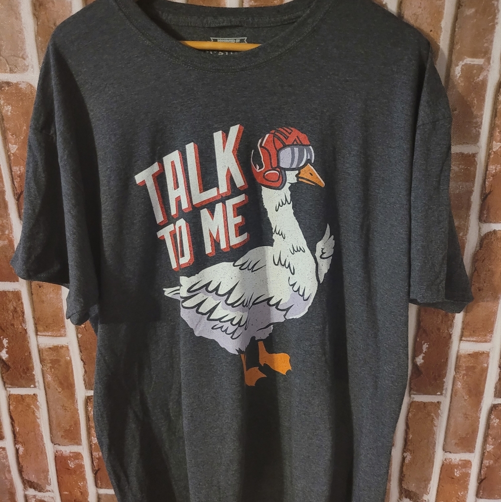 Talk To Me Goose 80s Tee size XL